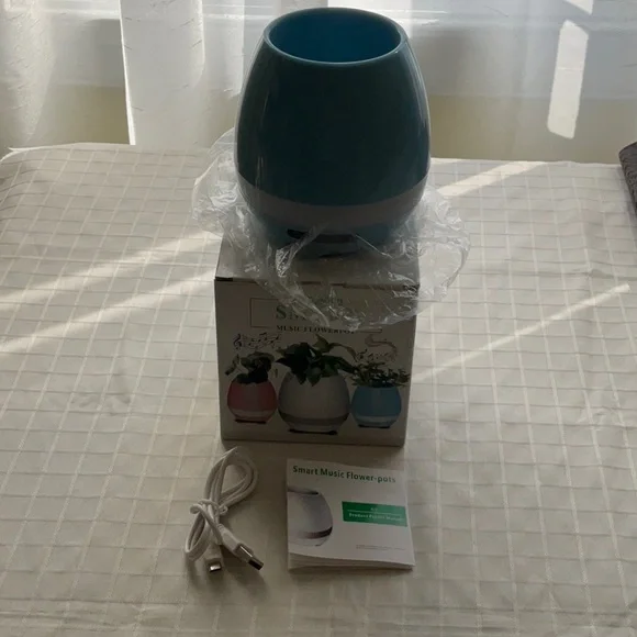 Smart Music Flowerpot - Picture 3 of 8